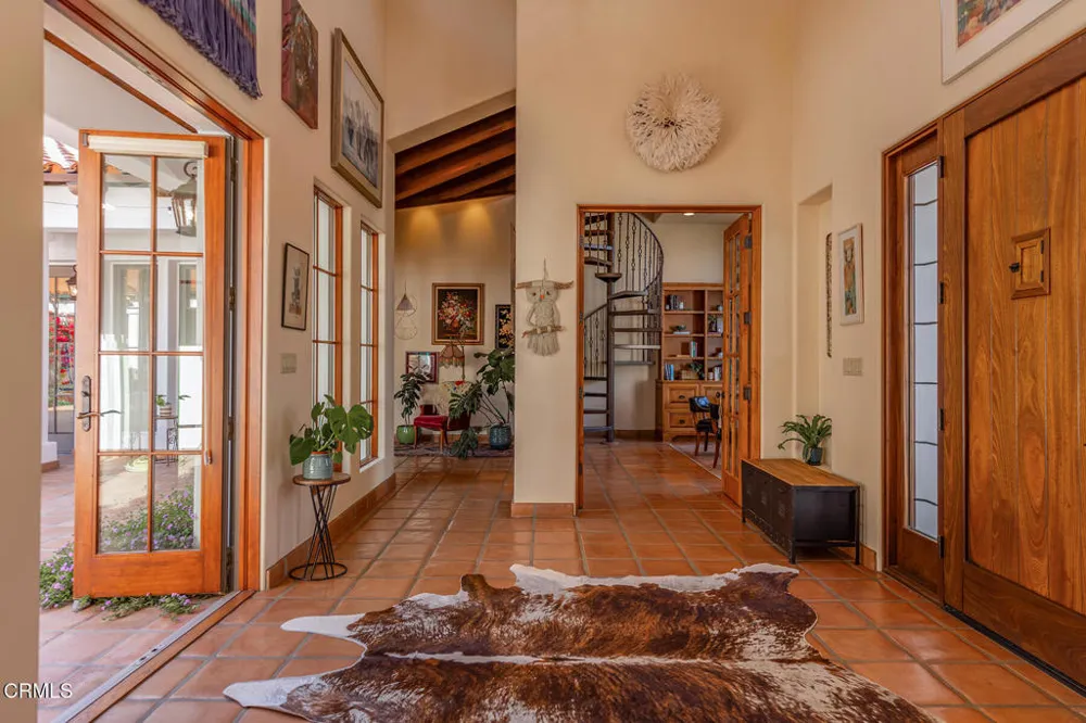 5180 Reeves Road Ojai, CA 93023
