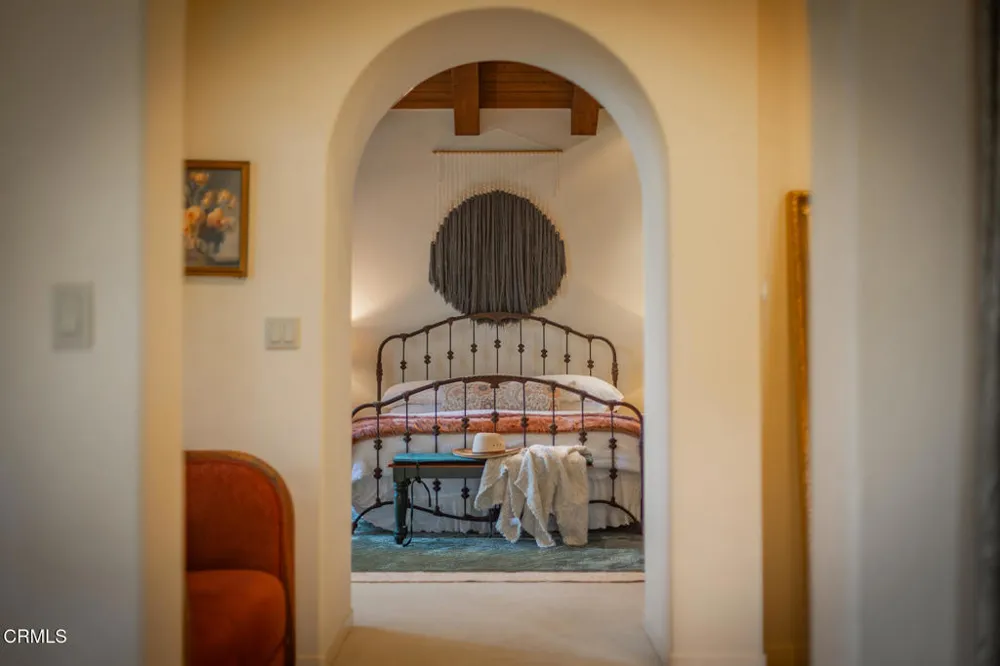 5180 Reeves Road Ojai, CA 93023