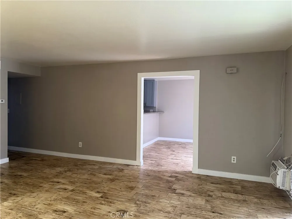619 S Cypress #B Orange, CA 92866