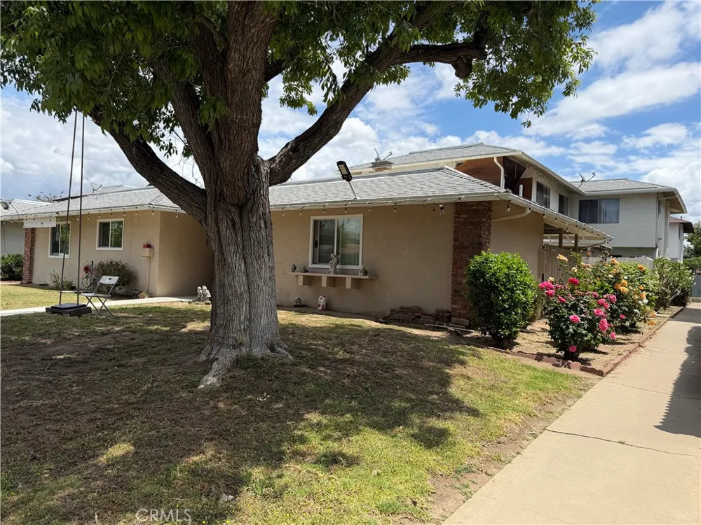 619 S Cypress #B Orange, CA 92866