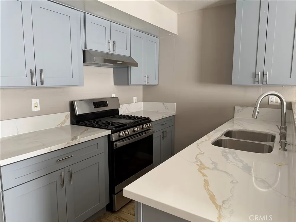 619 S Cypress #B Orange, CA 92866