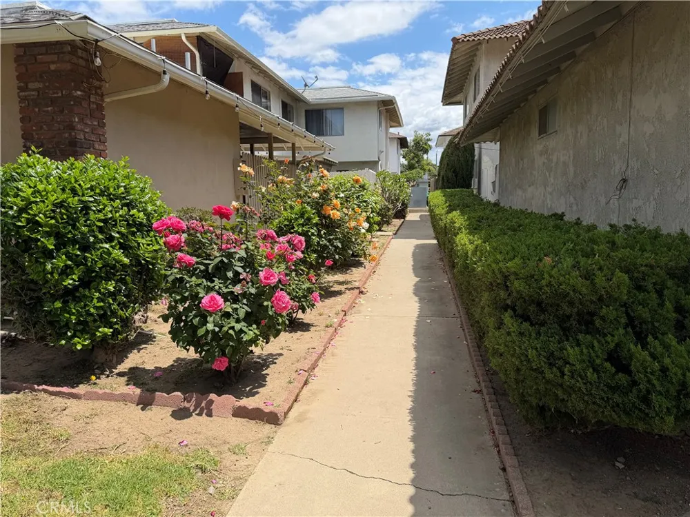 619 S Cypress #B Orange, CA 92866
