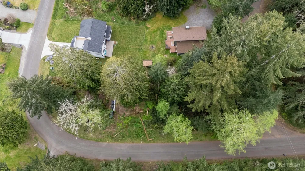 10501 105th Ave Court Anderson Island, WA 98303