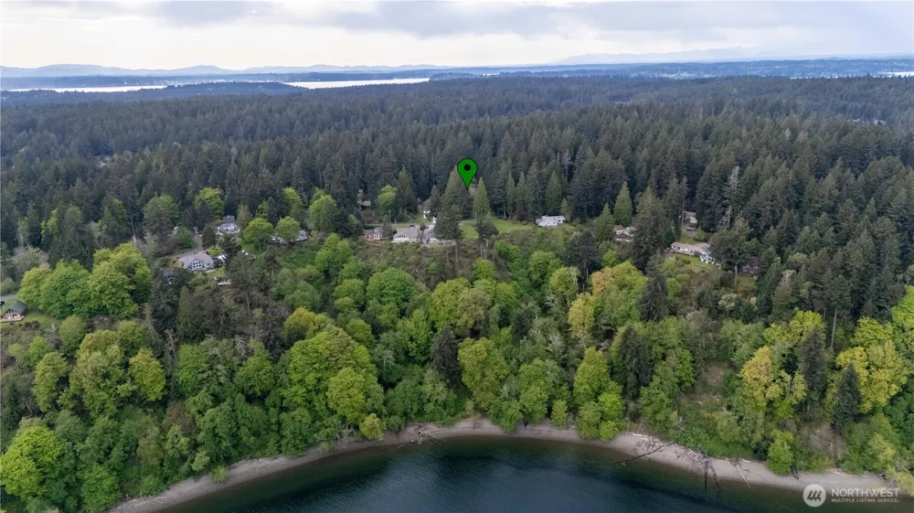 10501 105th Ave Court Anderson Island, WA 98303