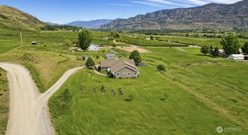 22 Rooster Flats Road Oroville, WA 98844