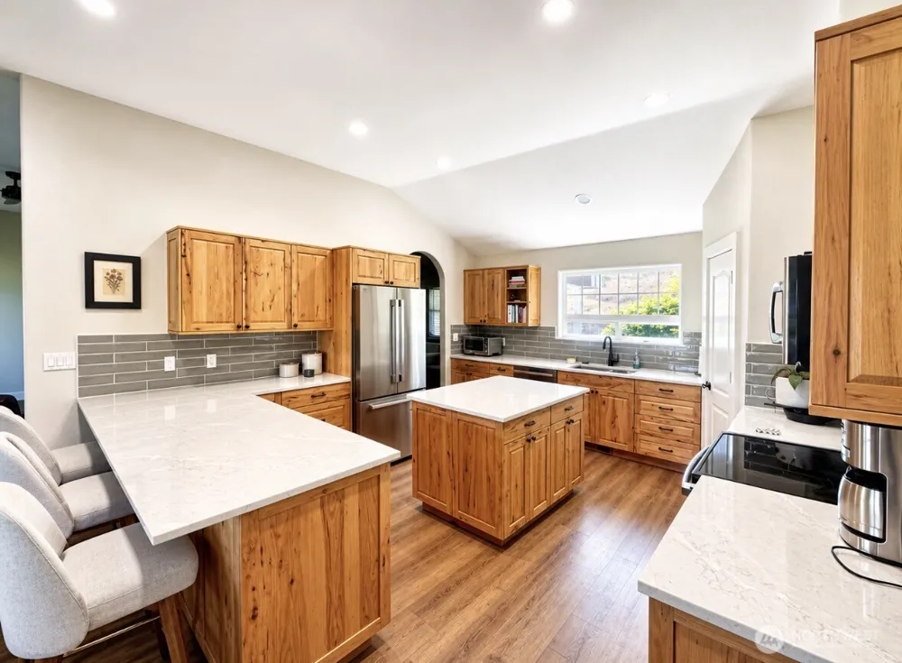 22 Rooster Flats Road Oroville, WA 98844