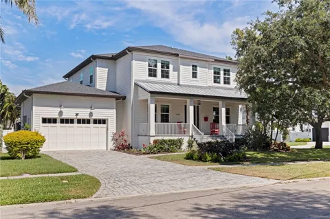 1001 CORDOVA BOULEVARD NE