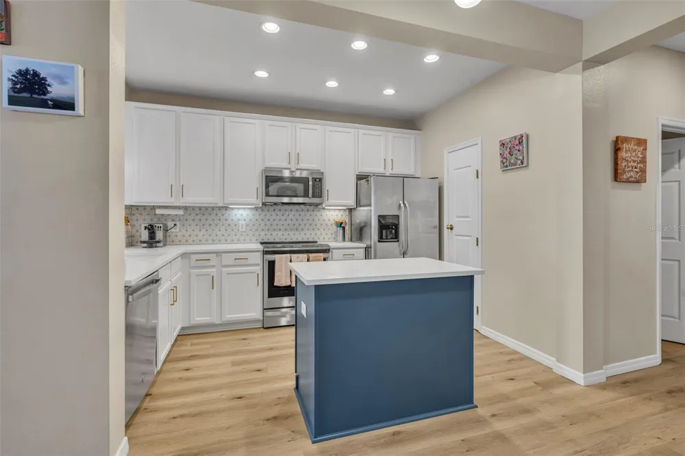 995 JUEL STREET Orlando, FL 32814