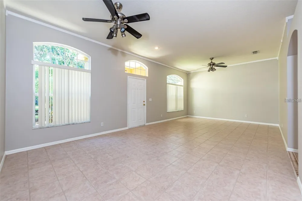 2634 BROOKVILLE DRIVE Valrico, FL 33596