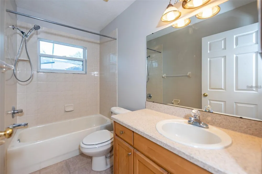 2634 BROOKVILLE DRIVE Valrico, FL 33596