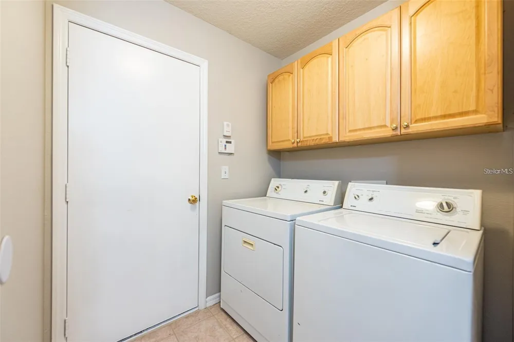 2634 BROOKVILLE DRIVE Valrico, FL 33596