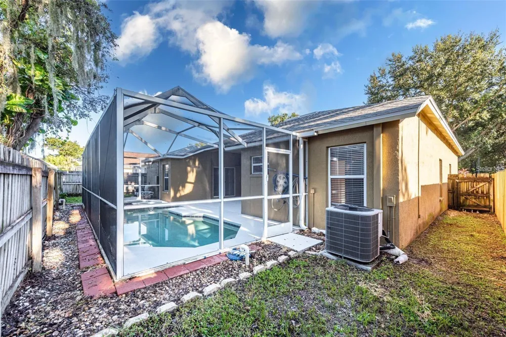 2634 BROOKVILLE DRIVE Valrico, FL 33596
