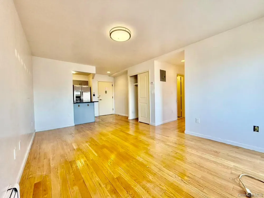 91-06 Whitney Avenue #4B Elmhurst, NY 11373