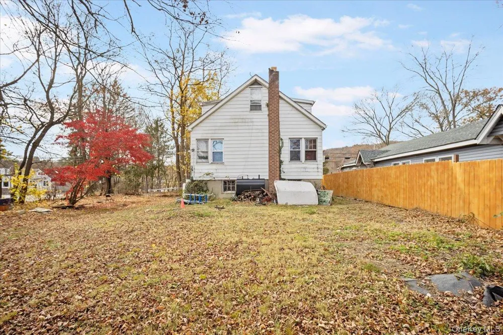 116 Lake Drive Lake Peekskill, NY 10537