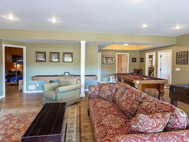 3518 E Long Lake Road Harrison, MI 48625