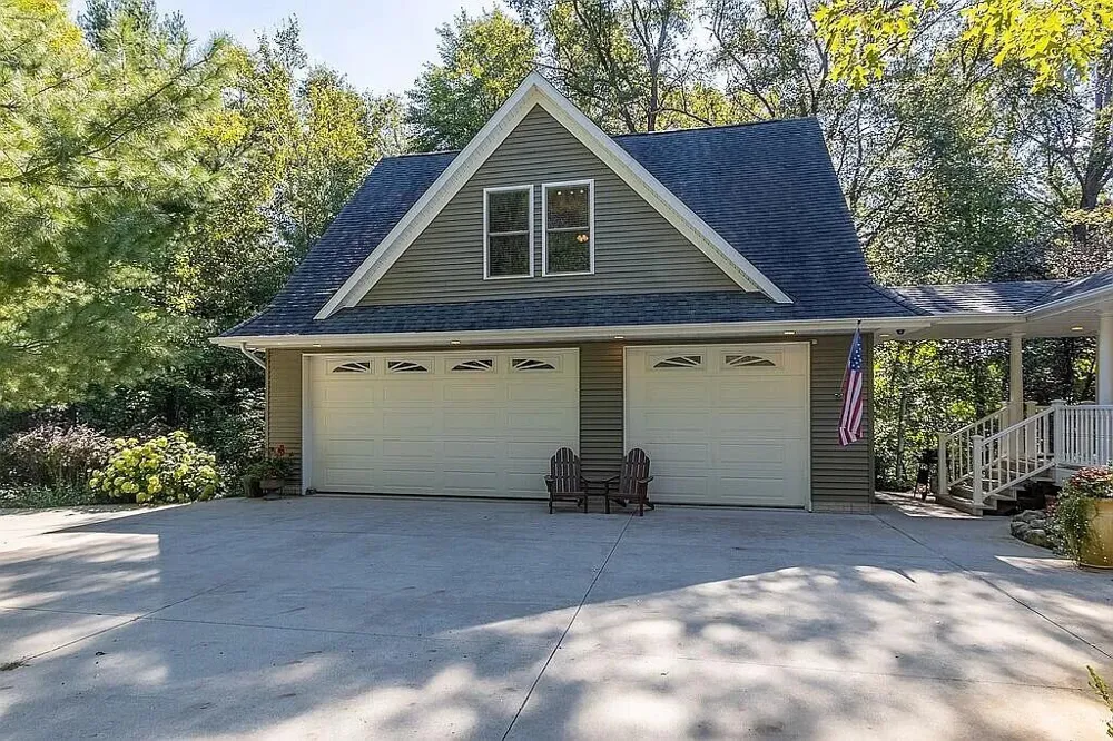 3518 E Long Lake Road Harrison, MI 48625