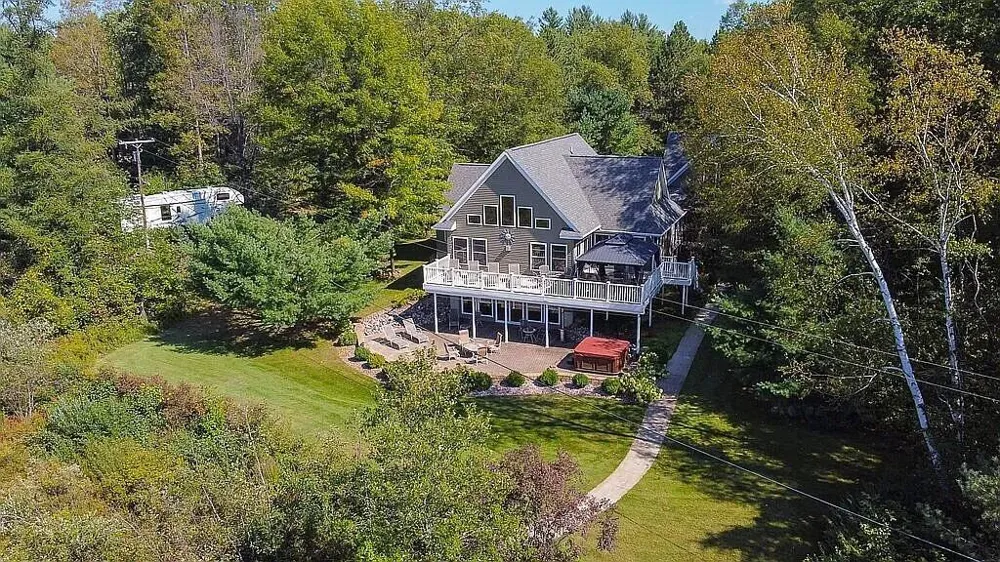 3518 E Long Lake Road Harrison, MI 48625