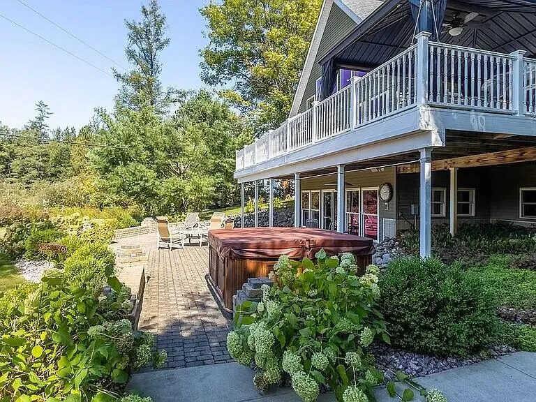 3518 E Long Lake Road Harrison, MI 48625