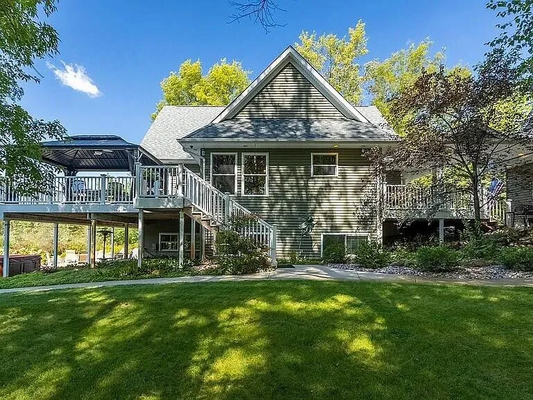 3518 E Long Lake Road Harrison, MI 48625