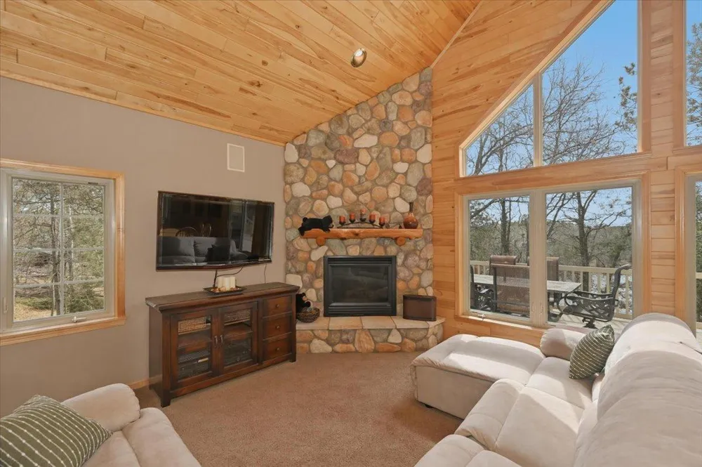 W7549 Tishimingo Trail Minong, WI 54859