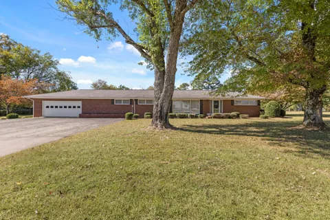2763 Highway 43