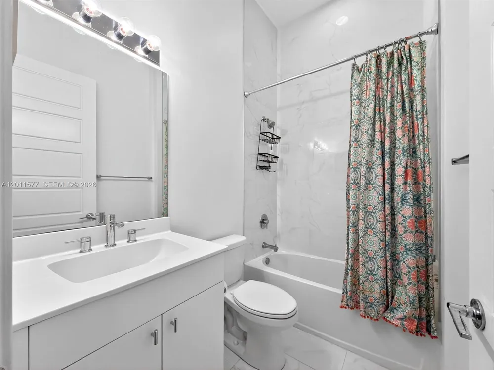 15012 SW 177th Ter Miami, FL 33187