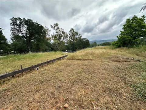 585 Lodgeview