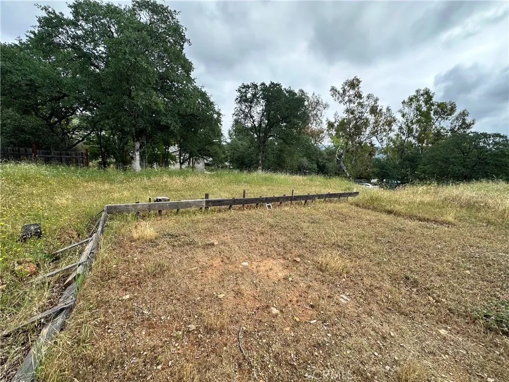585 Lodgeview Oroville, CA 95966