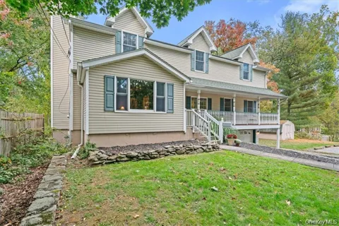 3 Seven Lakes Drive