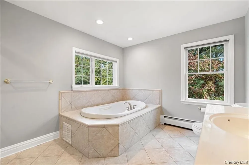 3 Seven Lakes Drive Sloatsburg, NY 10974