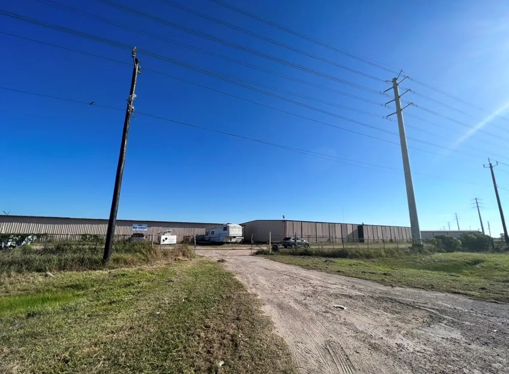 3320 E Highway 332 Freeport, TX 77541