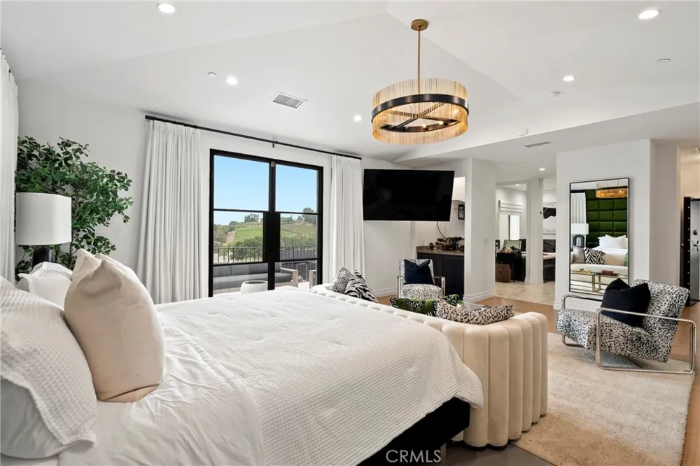 27716 Sycamore Mesa Temecula, CA 92590