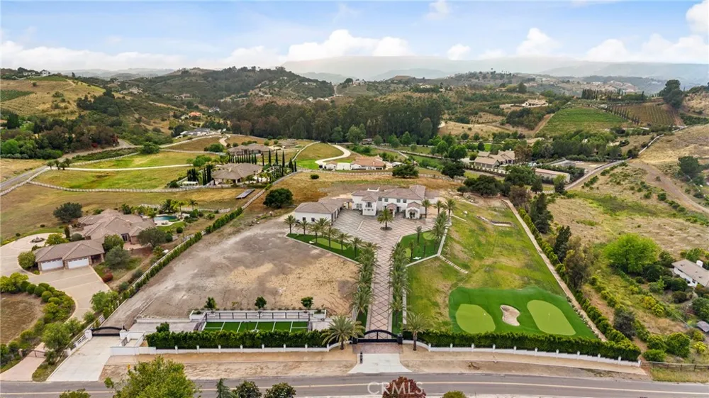27716 Sycamore Mesa Temecula, CA 92590
