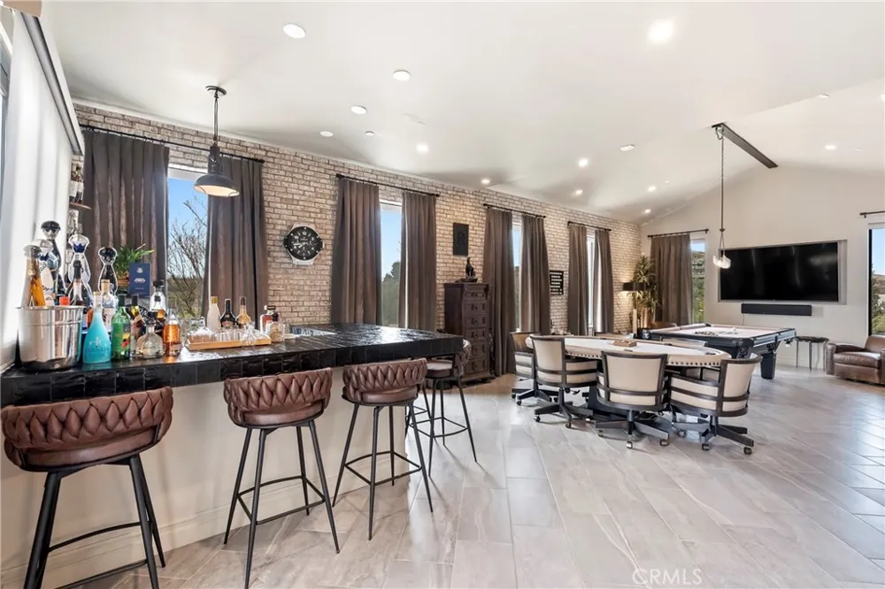 27716 Sycamore Mesa Temecula, CA 92590