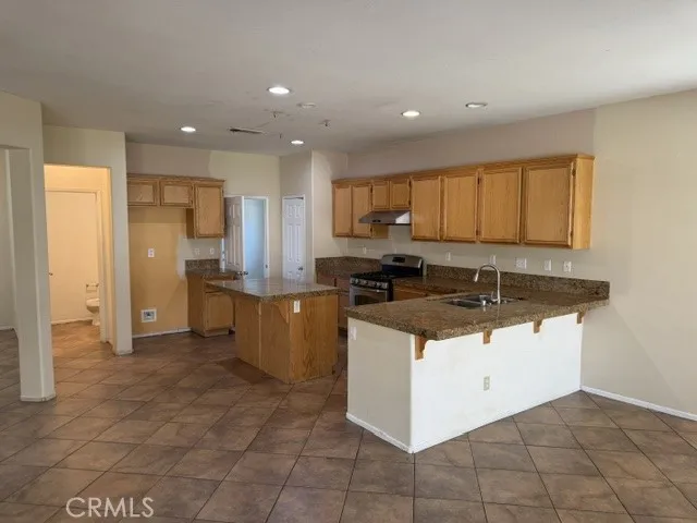 206 Garcia San Jacinto, CA 92582