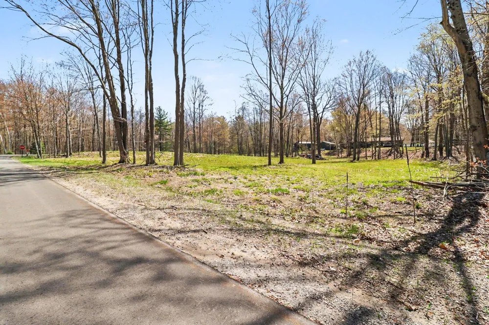 4717 Lincoln Road Ludington, MI 49431