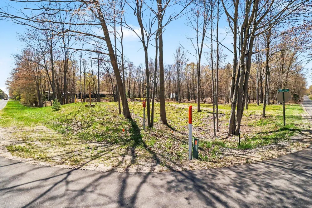 4717 Lincoln Road Ludington, MI 49431