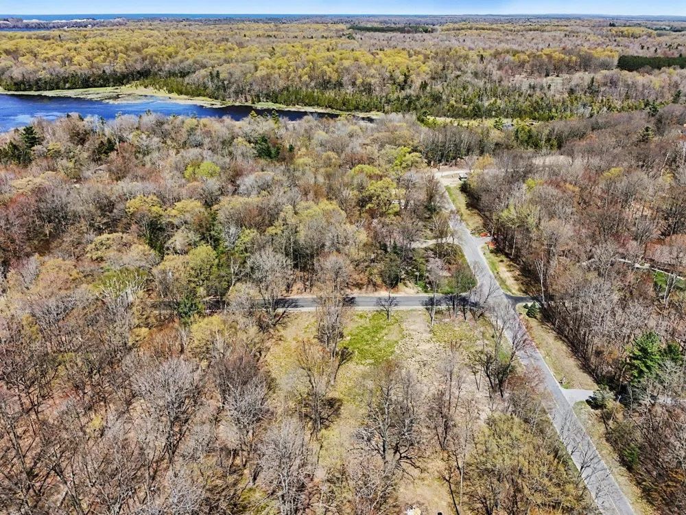 4717 Lincoln Road Ludington, MI 49431