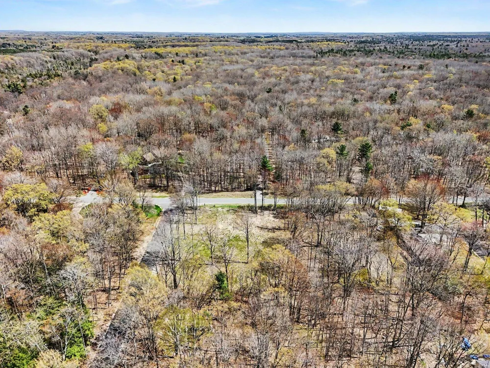 4717 Lincoln Road Ludington, MI 49431