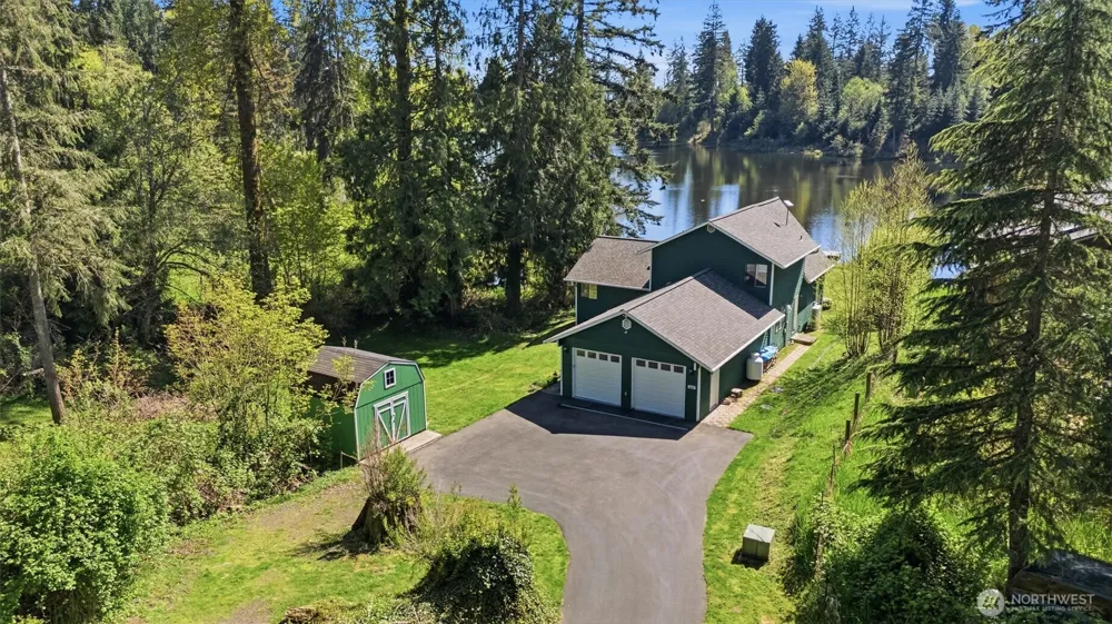 22312 W Lake Kayak Drive Monroe, WA 98272