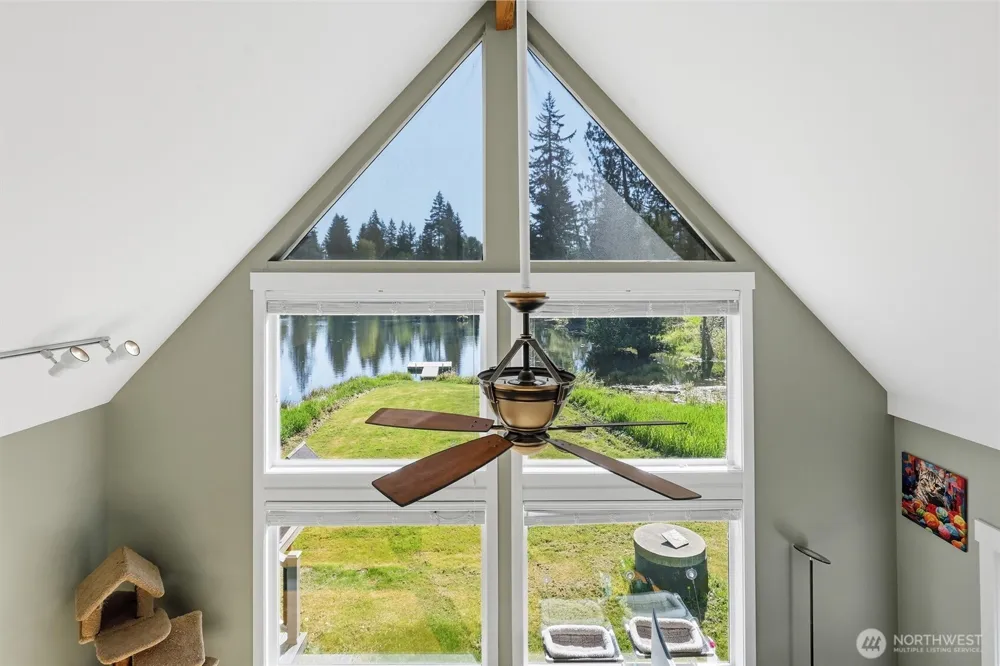 22312 W Lake Kayak Drive Monroe, WA 98272