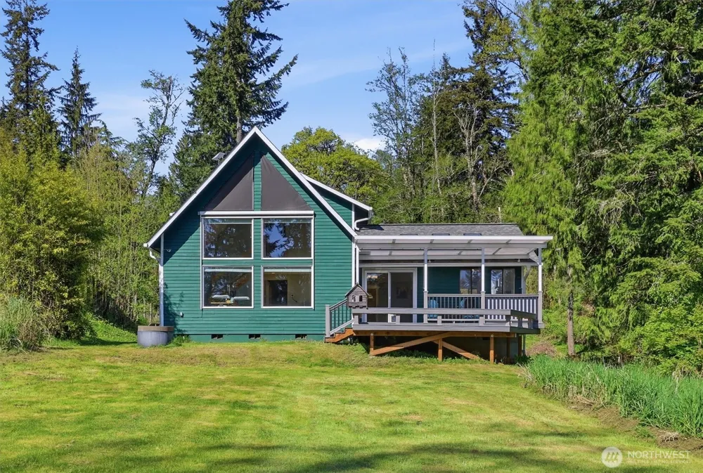 22312 W Lake Kayak Drive Monroe, WA 98272