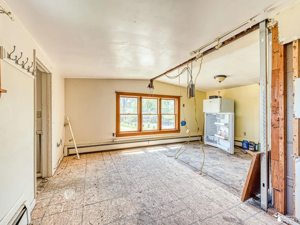 12050 Elmdale Drive Freedom Township, MI 48158