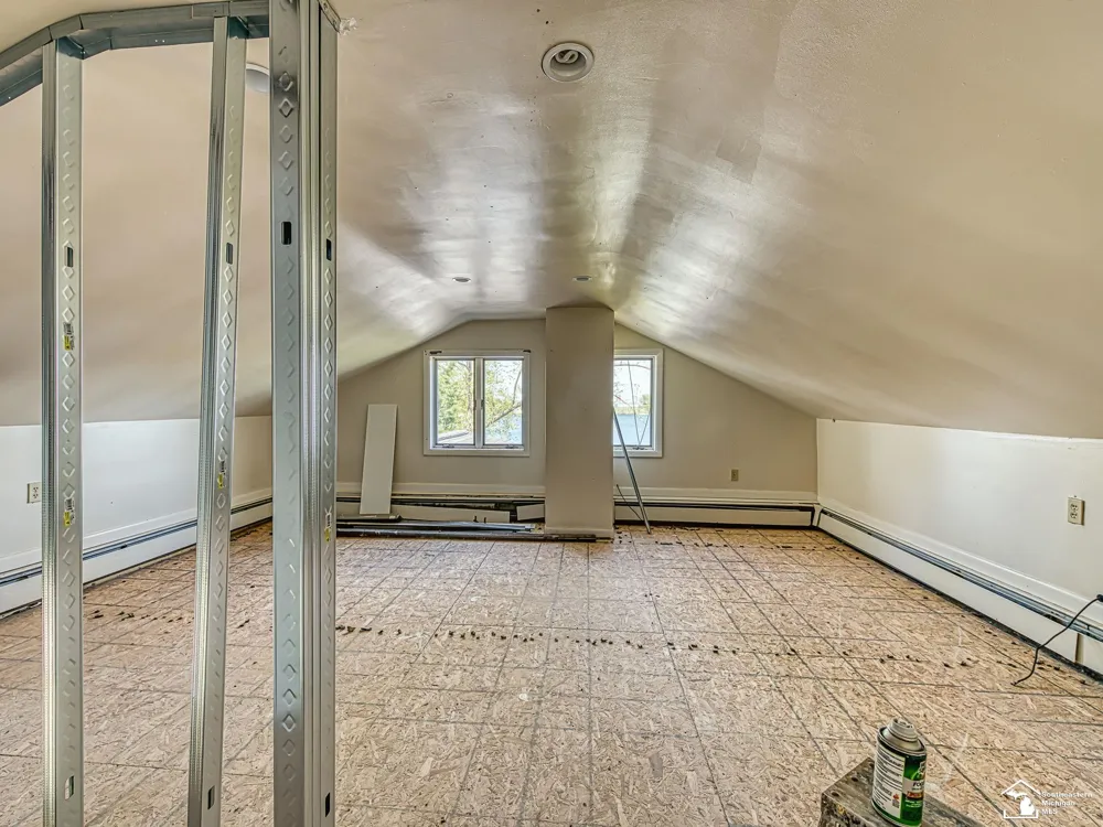 12050 Elmdale Drive Freedom Township, MI 48158