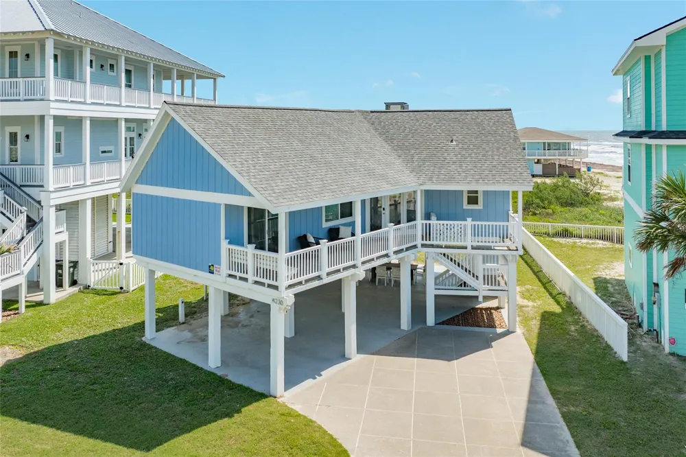 4230 Pirates Drive Galveston, TX 77554