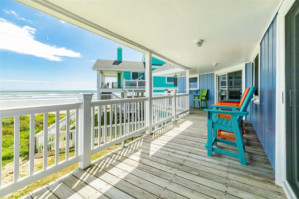 4230 Pirates Drive Galveston, TX 77554