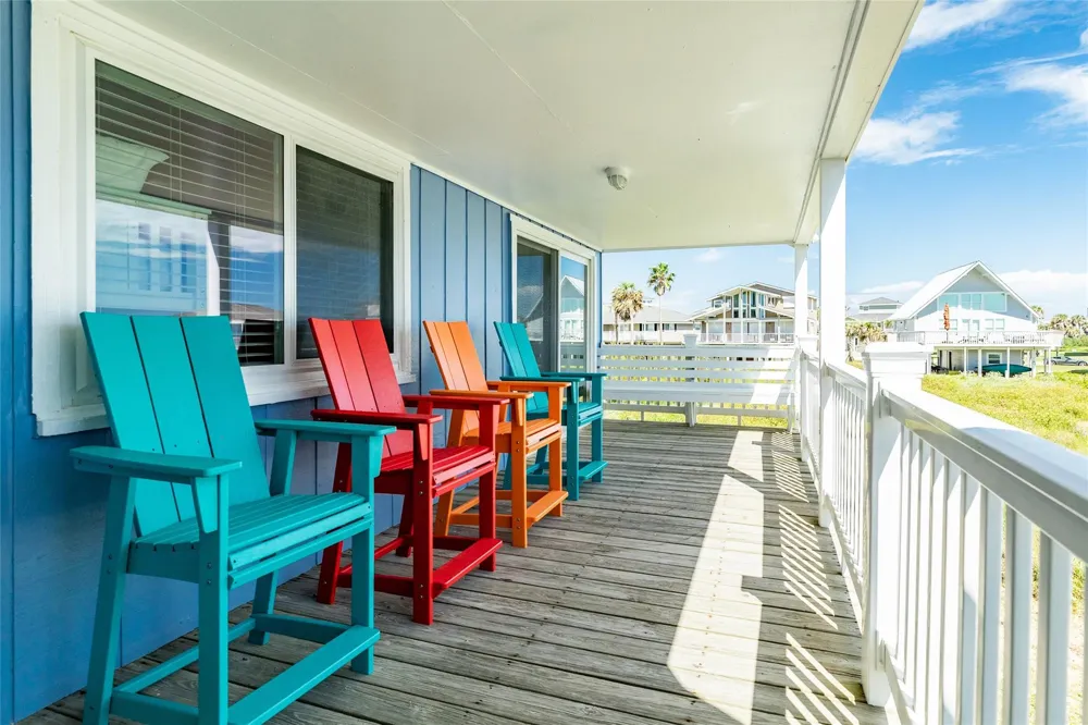 4230 Pirates Drive Galveston, TX 77554