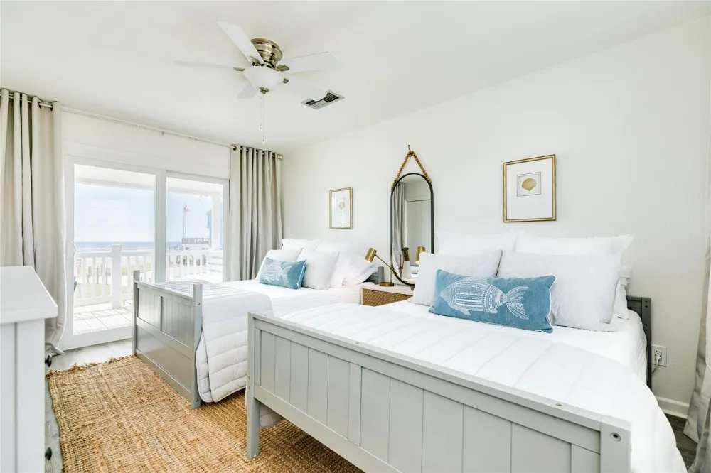 4230 Pirates Drive Galveston, TX 77554