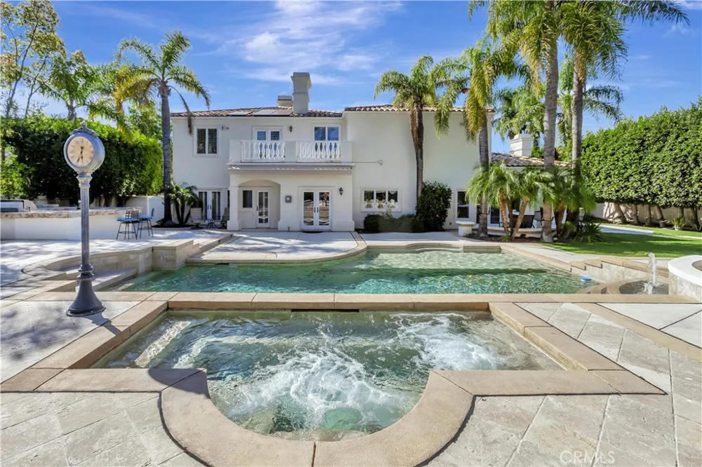 10762 Center Drive Villa Park, CA 92861