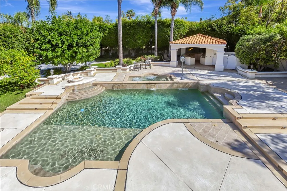 10762 Center Drive Villa Park, CA 92861